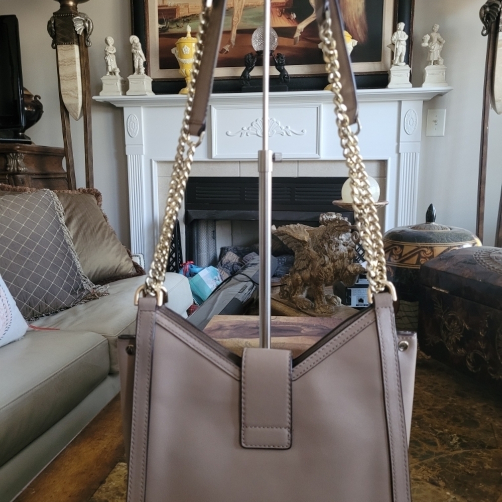 Michael Kors Brown Shoulder Bag - Picture 2 of 11